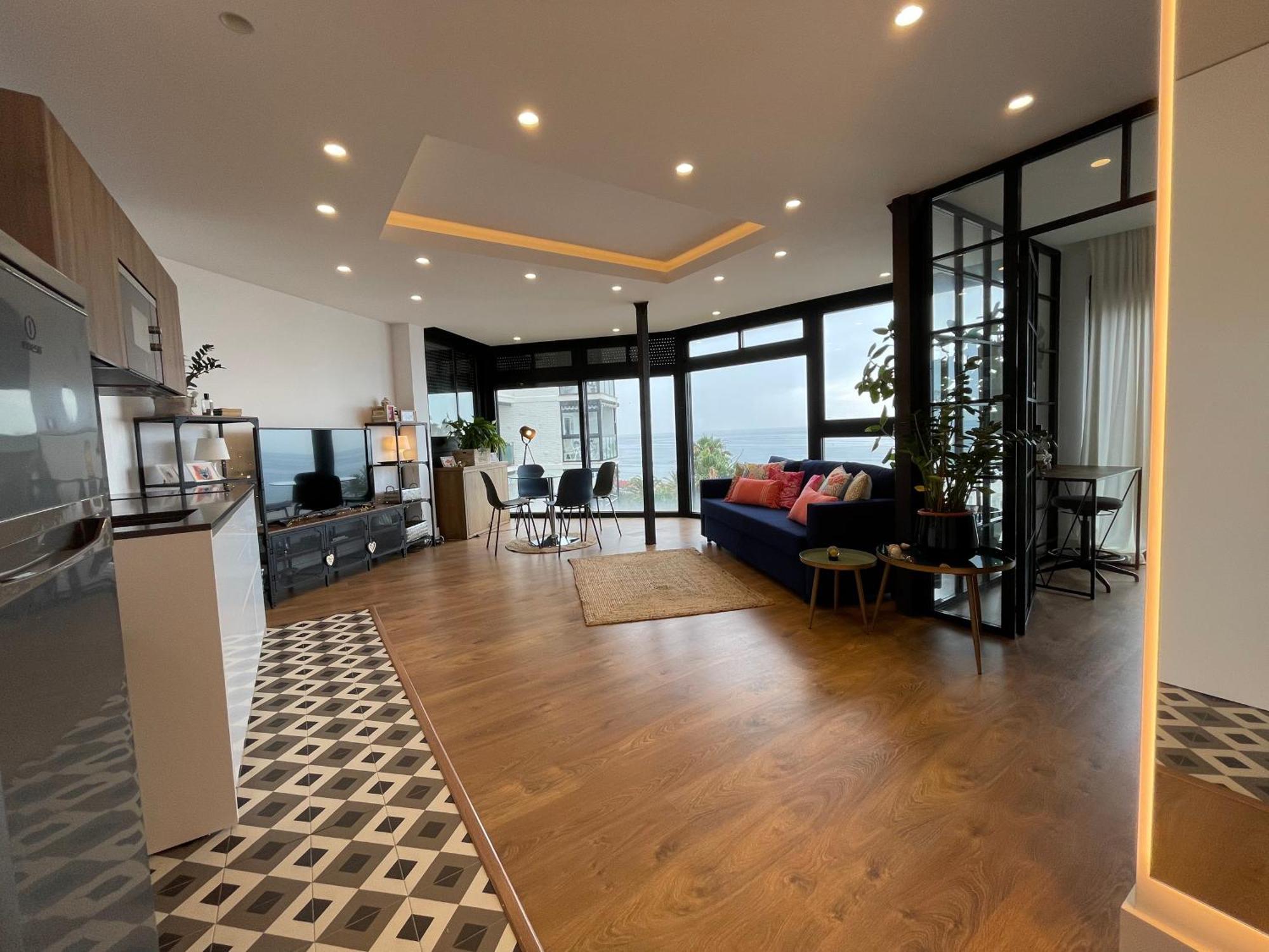 Apartamento Precioso Marbella Paseo Maritimo Bagian luar foto